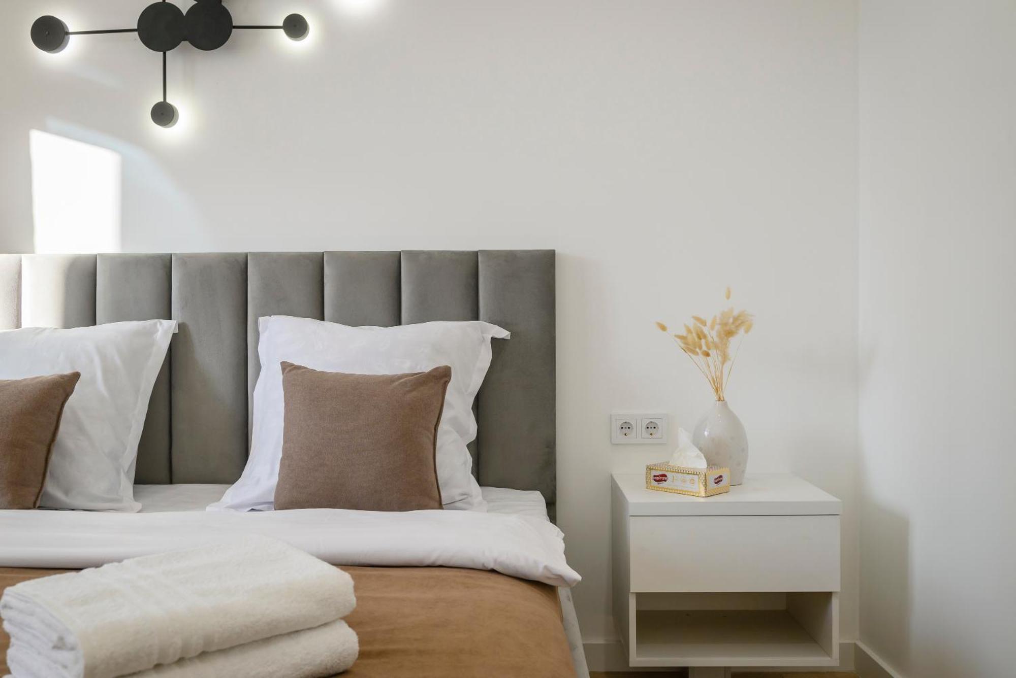 5 New Business-Class Apartments R-House Near Mega Αλμάτι Εξωτερικό φωτογραφία